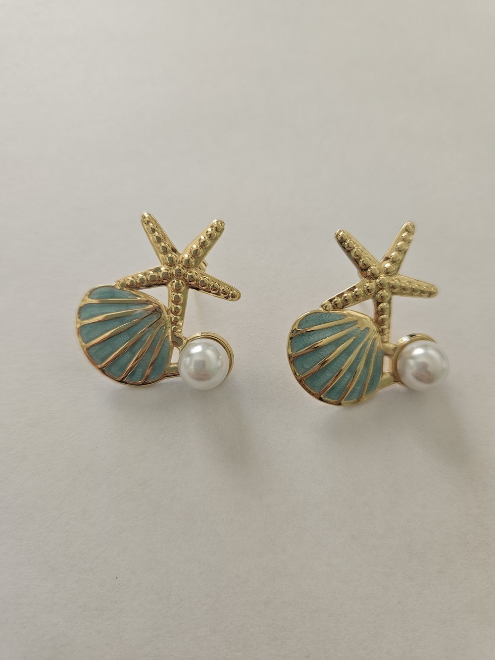 Gold Starfish and Turquoise Shell Pearl Stud Earrings Summer Vacation Preppy - Picture 2 of 4